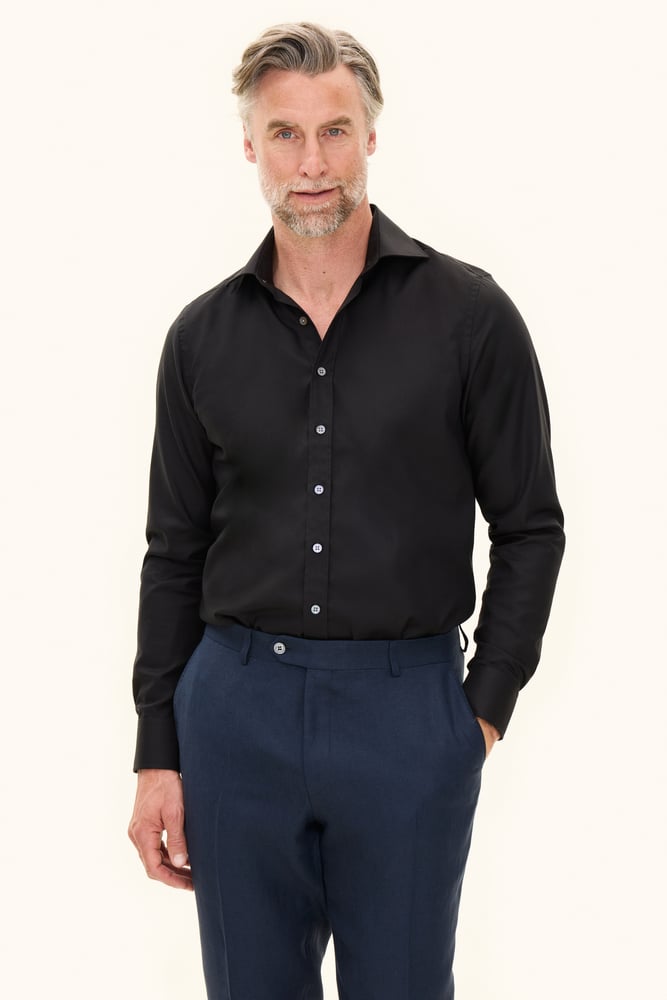Dynamic Hand 310 Slim Fit Cutaway Non-Iron Skjorta - Svart | Oscar Jacobson