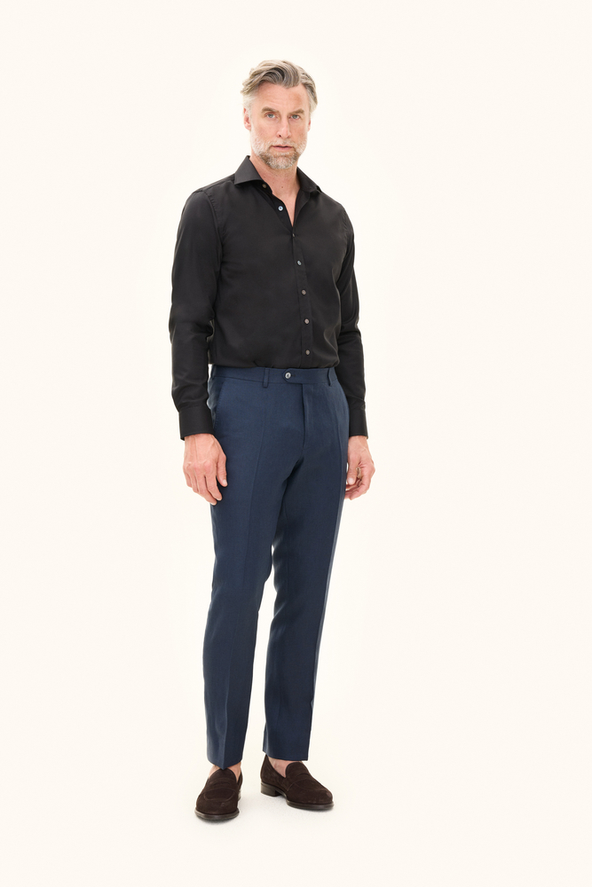 Dynamic Hand 310 Slim Fit Cutaway Non-Iron Skjorta - Svart | Oscar Jacobson