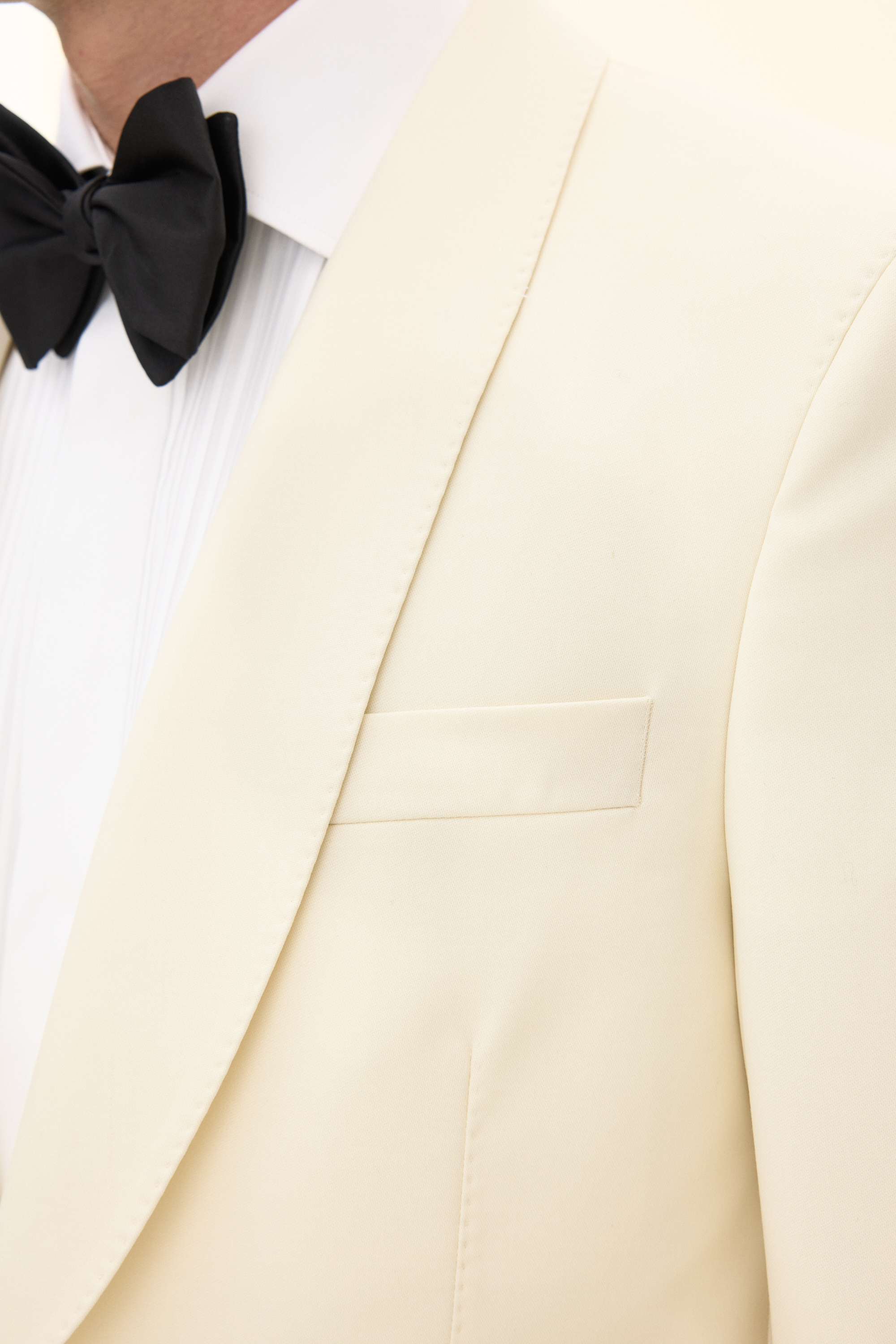 Regular Fit Tuxedo Plain Weave Blazer - White | Oscar Jacobson