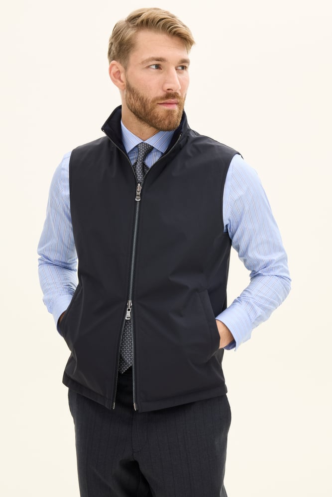 Reversible Padded Flannel Vest - Dark blue | Oscar Jacobson